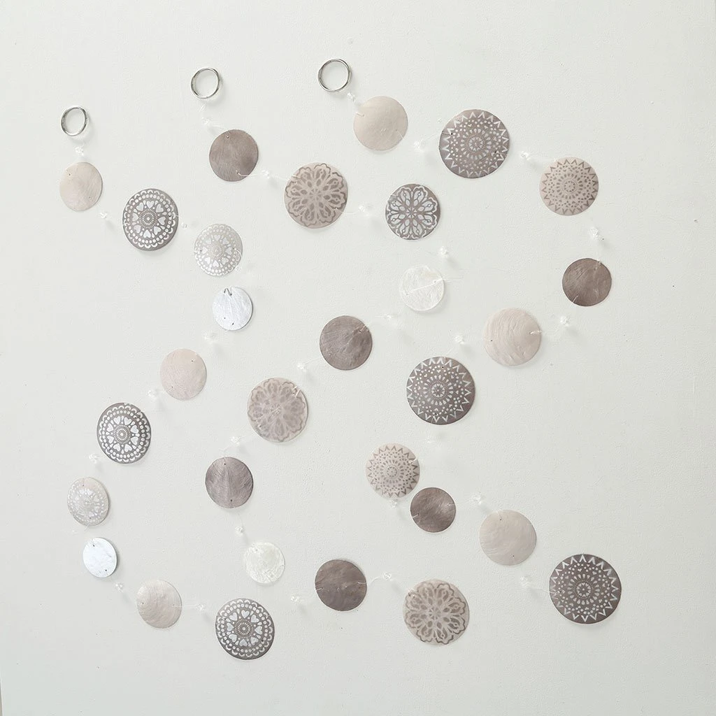 Boltze Guirlande De Capiz Cutty Multicolor D7x120cm 4 Boltze Guirlande De Capiz Cutty Multicolor D7x120cm – Image 2